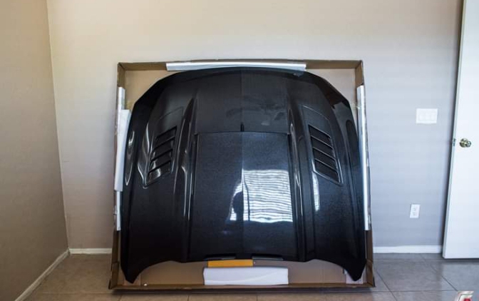 2015-2017 Mustang Anderson Composite Double Sided Carbon Fiber Hood - Image 3