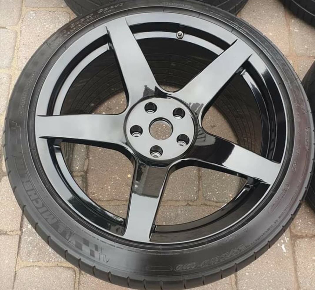 Project 6GR Gloss Black 5 Spoke Wheels And Tires For Shelby GT350 - Image 3