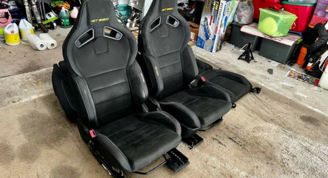 Shelby GT350 Recaro Seats For Sale - Image 4