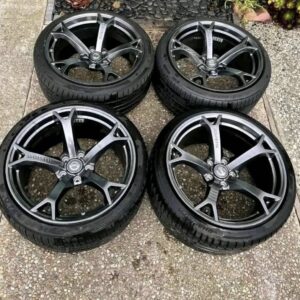 Nismo V1 Staggered Wheels And Tires
