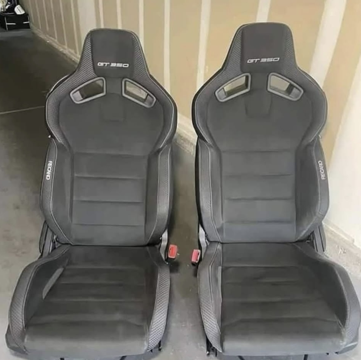Ford Mustang Shelby GT350 OEM Recaro Seats - Image 6